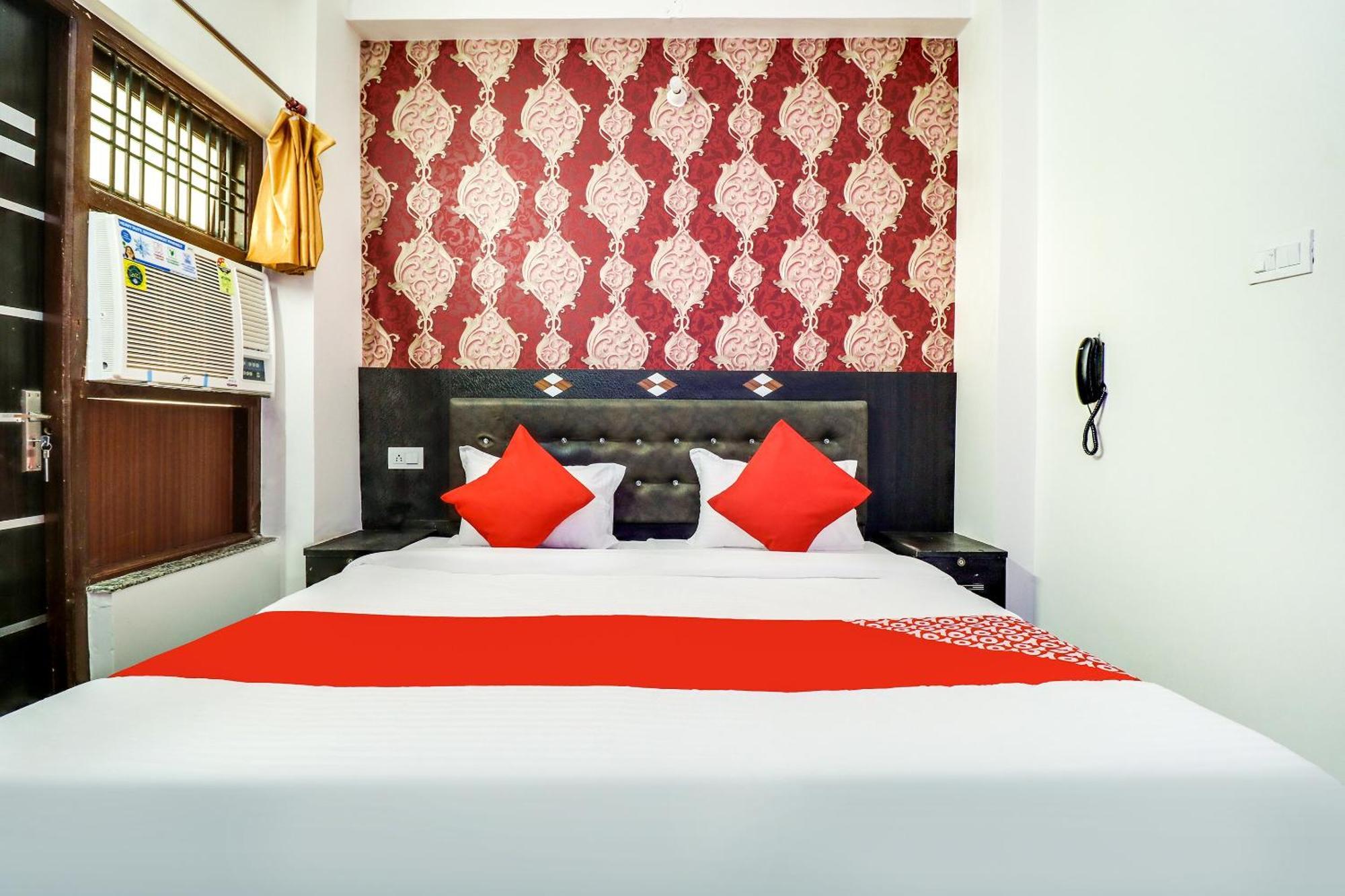 Super Hotel O Rs Inn Gorakhpur Exterior photo